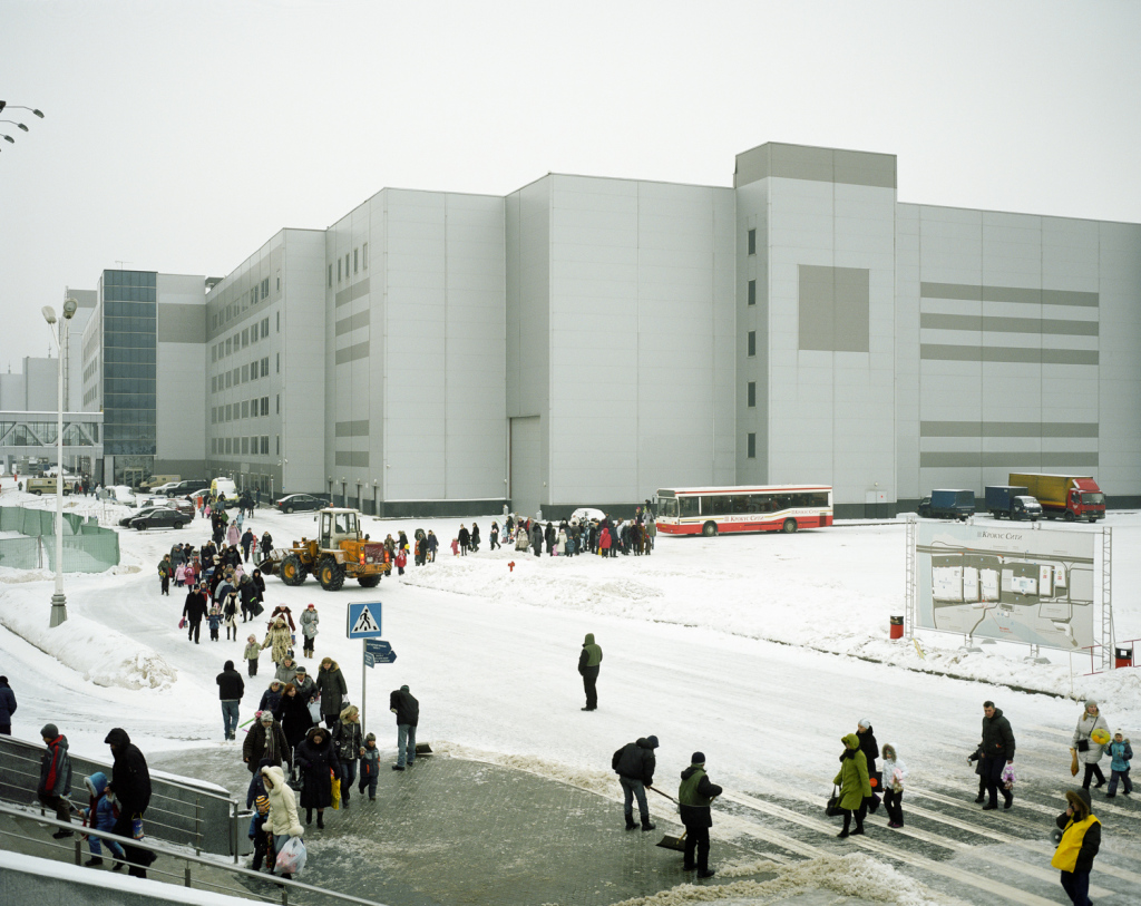 Petr Antonov. Trees, cars, figures of people, assorted barriers (Plate 3: Modern building, bus, front loader, figures of people at leisure, figures of people working, road signs, information board, stairs c/w hand rails, lamp posts, barriers, cars, trucks, surveillance cameras, waste bins)