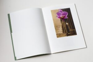 Julia Borissova. Running to the Edge. Zine-edition - Image 2