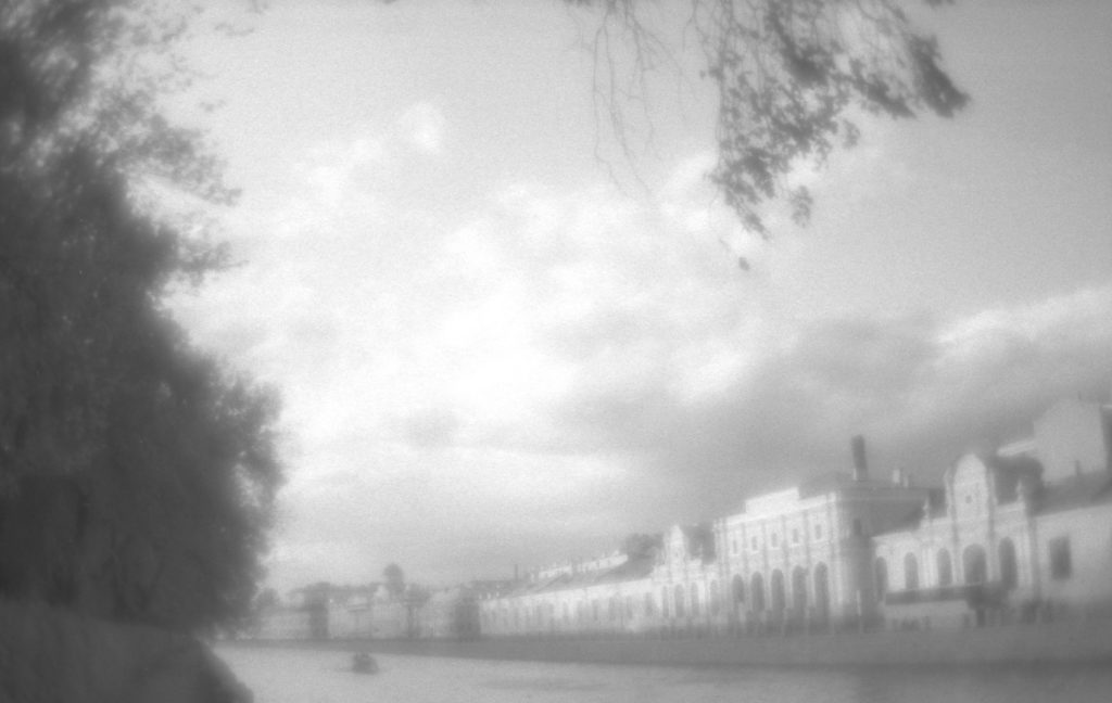Ludmila Tabolina. Along the Fontanka in the evening. 30×40